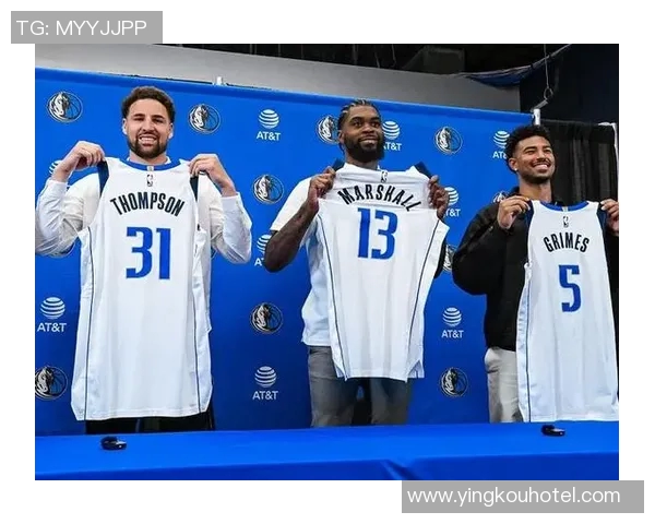 湖人队瞄准自由球员克莱·汤普森，独行侠裁员后或成冲冠新拼图